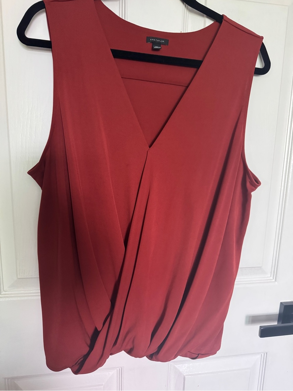 Ann Taylor Draped Sleeveless V-Neck Top in Rust Red